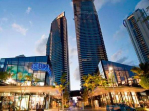 Circle on cavill riverview apartment